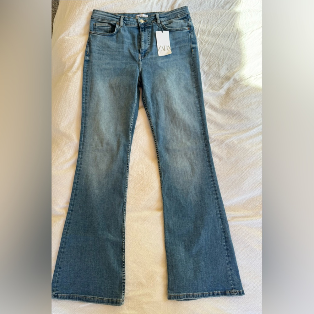 New with tags Zara flare jeans